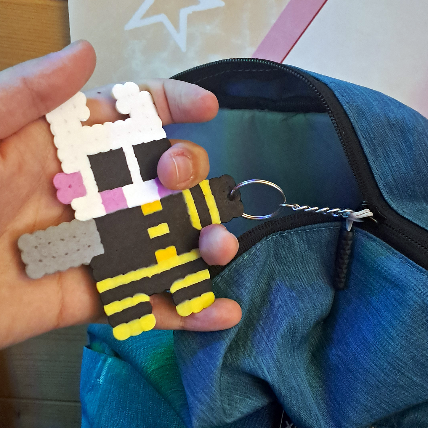 GG PIXEL - SERIE 1 | FIGURA 2D de GLOSSY con LLAVERO INCLUIDO (+REGALO DIGITAL)